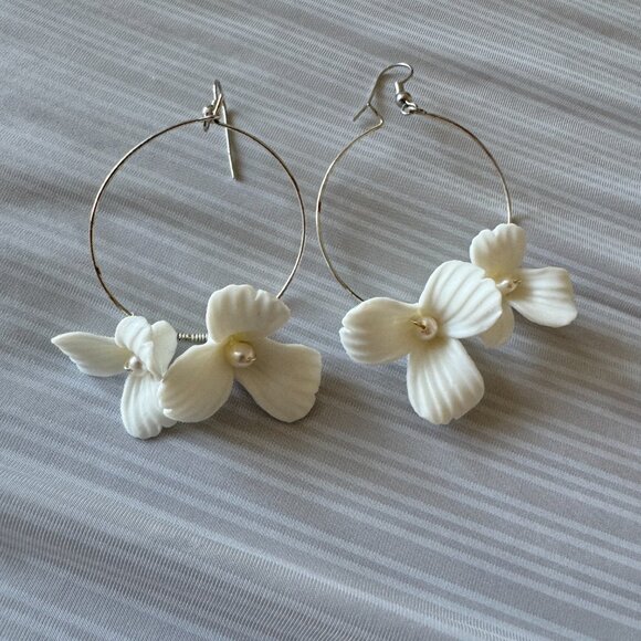 White Flower Hoop Dangle Earrings - Picture 2 of 3